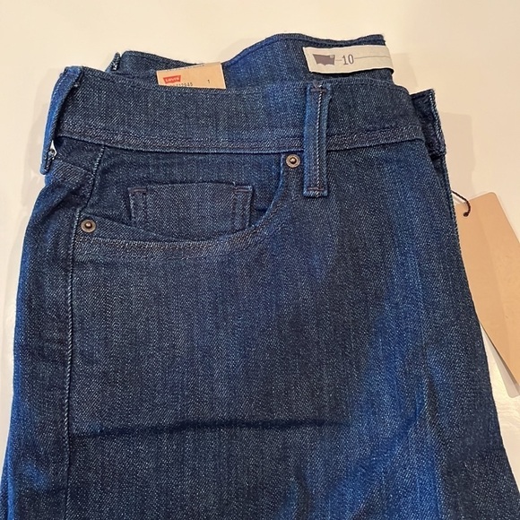 NWT Levi’s Bermuda Shorts Size 10/30 - Picture 15 of 16